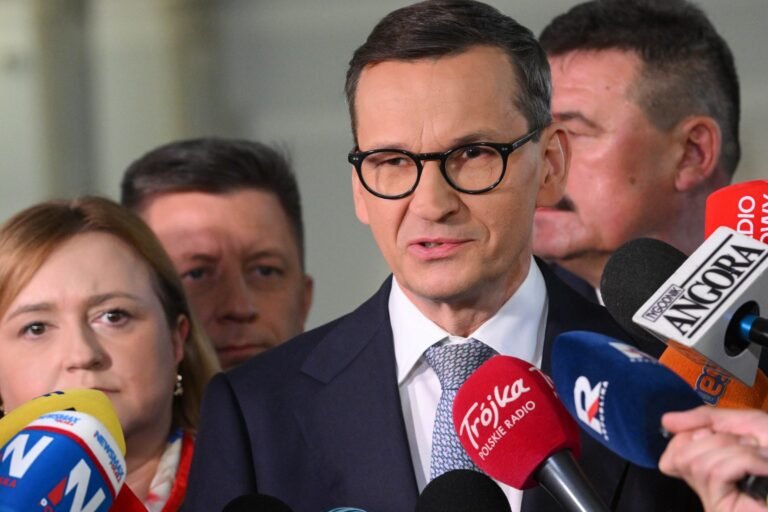Morawiecki rezygnuje z przewodnictwa w EKR, by skupić się na polskiej polityce