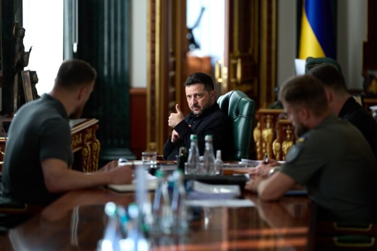 Ukraina uderzyła w Noworosyjsk: cztery okręty Floty Czarnomorskiej trafione w skoordynowanej operacji